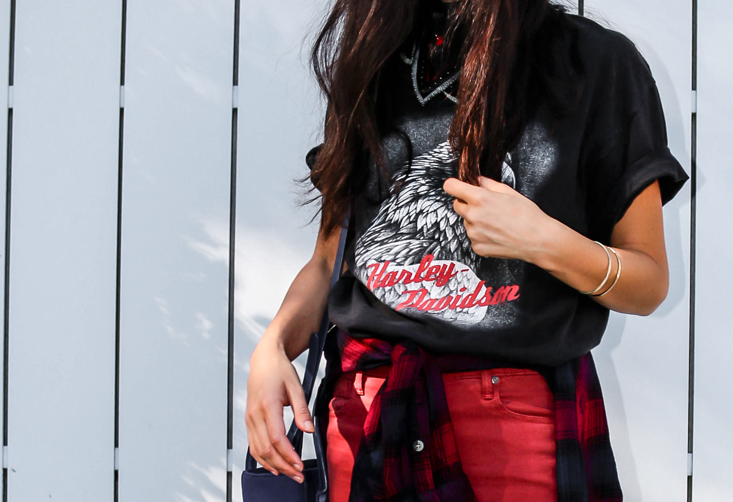 How to wear oversized vintage t-shirts