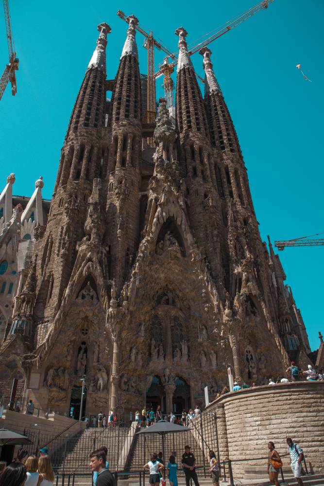 How To See The Best Of Barcelona In 3 Days - La Sagrada