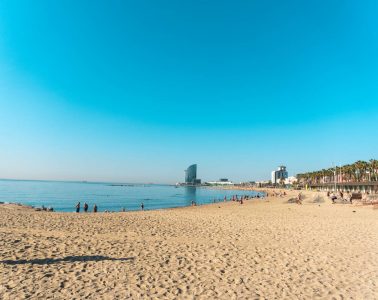 How To See The Best Of Barcelona In 3 Days - La Barceloneta Beach