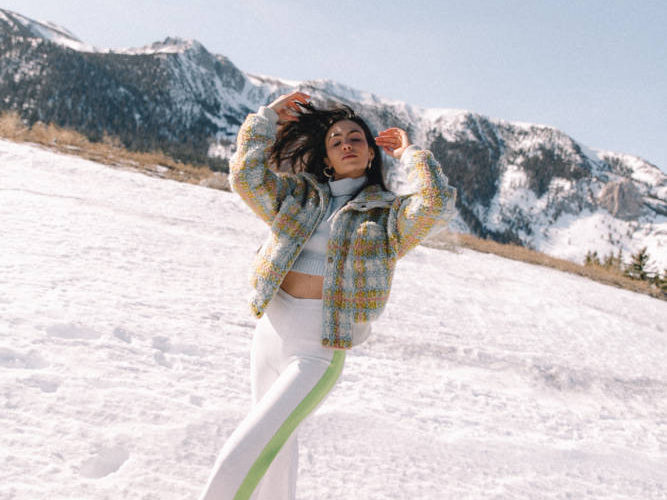 Snow Outfit Snow Vibes - Amy Marietta