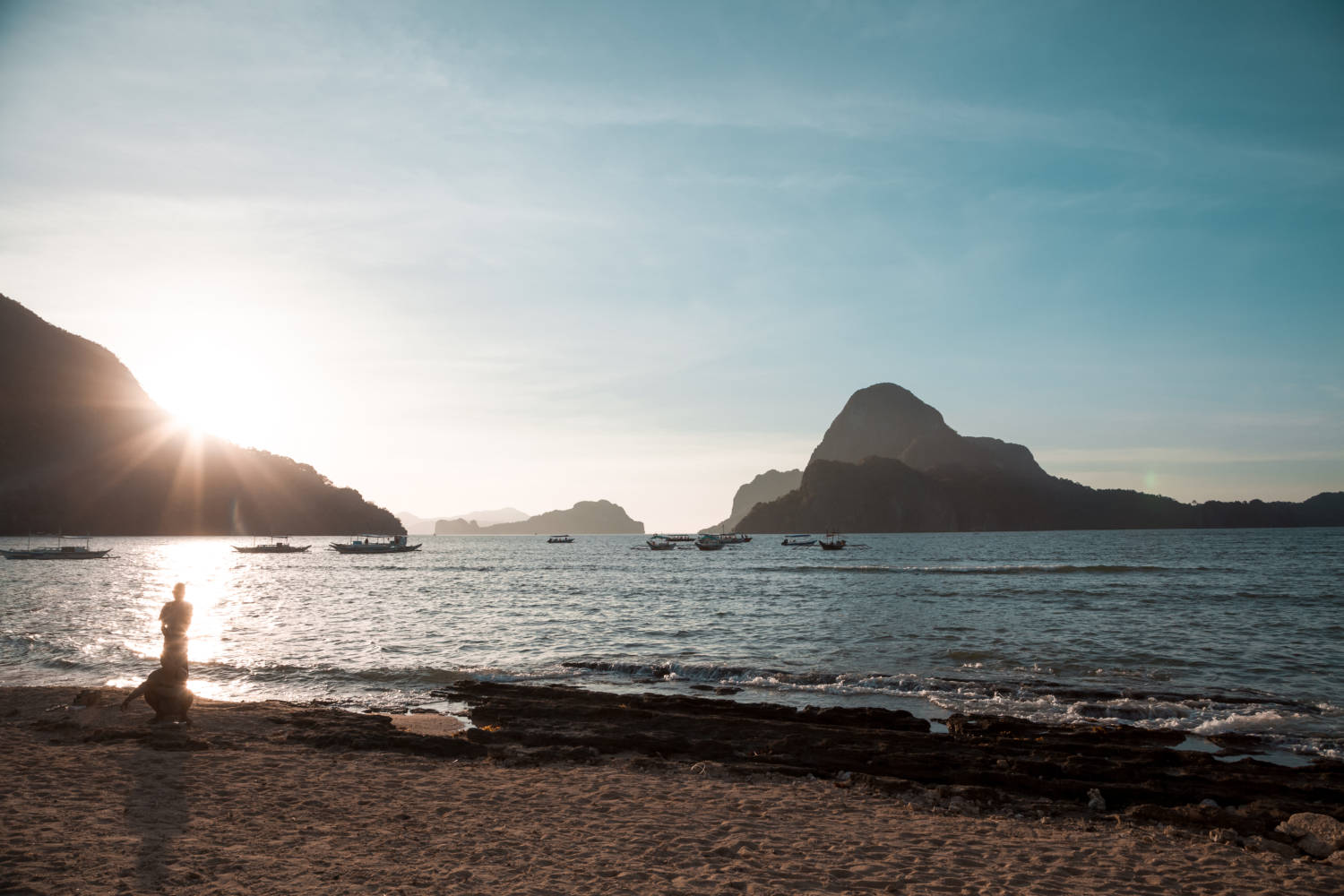 The Best Things To Do In El Nido & How To Experience It - El Nido Guide #elnido #palawan #philippines