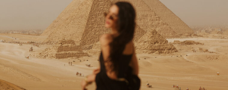 egypt pyramids photoshoot - egypt travel itinerary - amy marietta