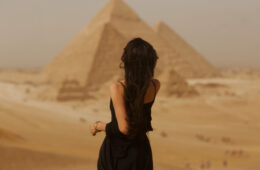 egypt pyramids photoshoot - egypt travel itinerary - amy marietta