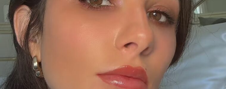 Makeup Must-Haves for a Radiant Glow 