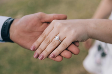 Owning a Rare Diamond? How Color & Rarity Translate to Resale Value