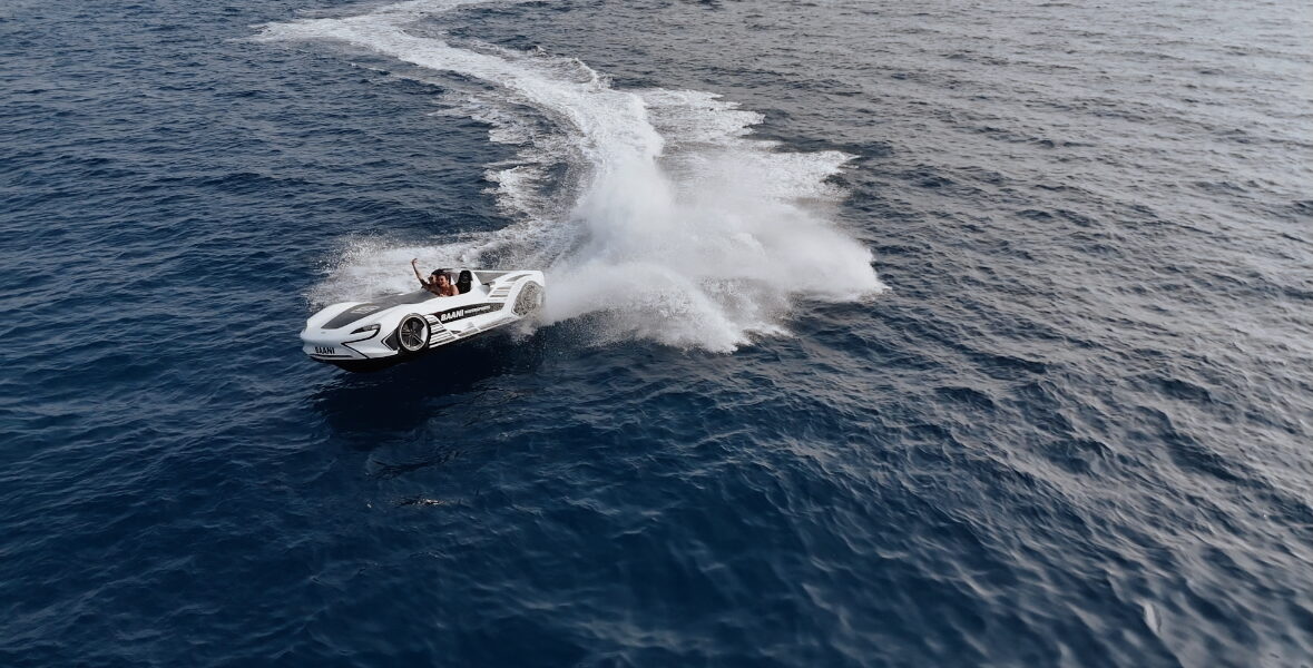 Maldives Itinerary & Travel Guide: Best Things to Do: Carski